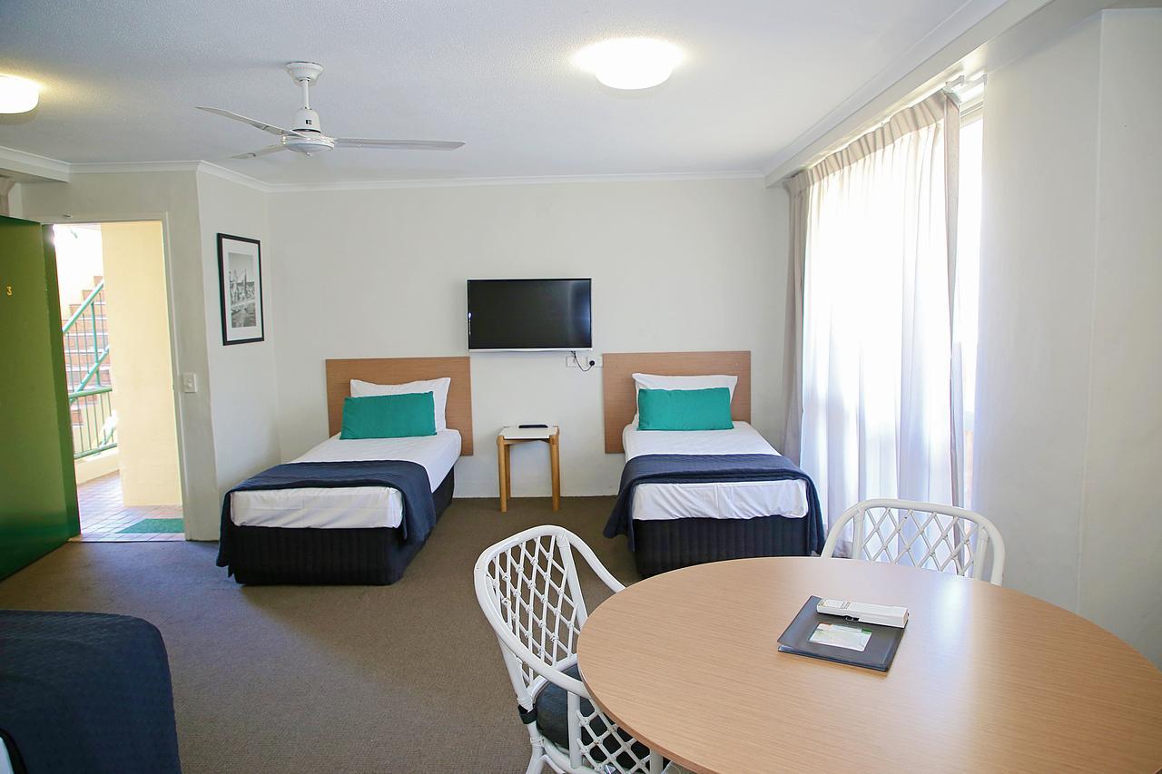 Darcy Arms Hotel Motel Gold Coast Exterior foto