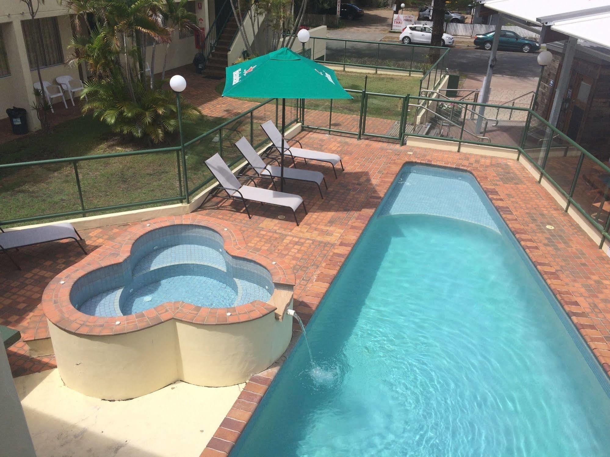 Darcy Arms Hotel Motel Gold Coast Exterior foto